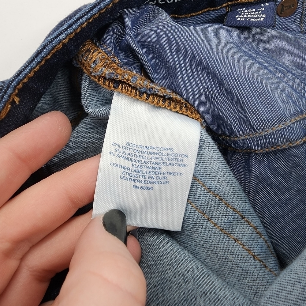 Lands' End Mid-Rise Curvy Skinny Dark Wash Jeans - Picture 6 of 7